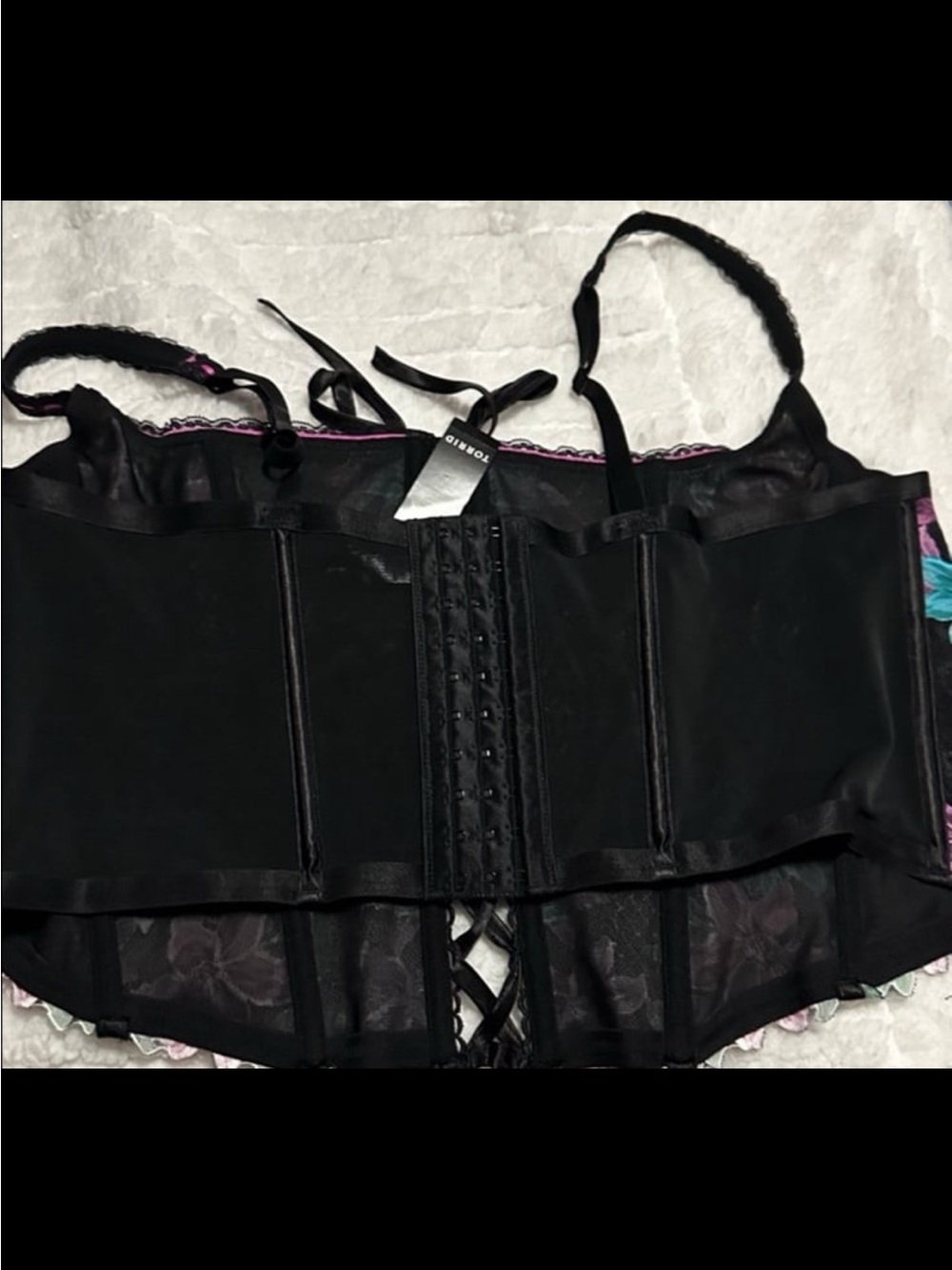 Bustier Bundle - Picture 4 of 10